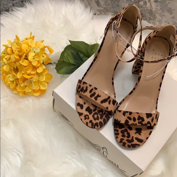 New! Ema Leopard Print Block Heel - Picture 2 of 4